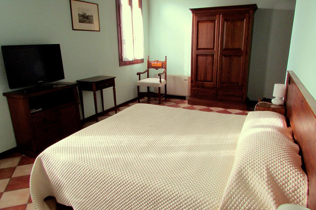 Locanda Mulino Al Pizzon Fratta Polesine Room photo